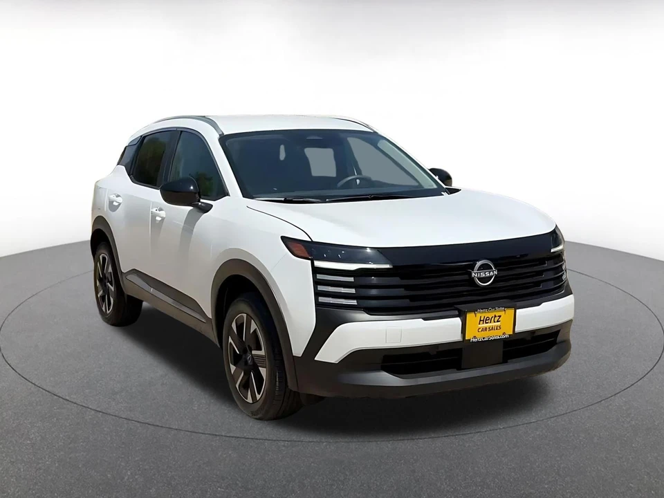 2026 Nissan Kicks - Image 3 of 31