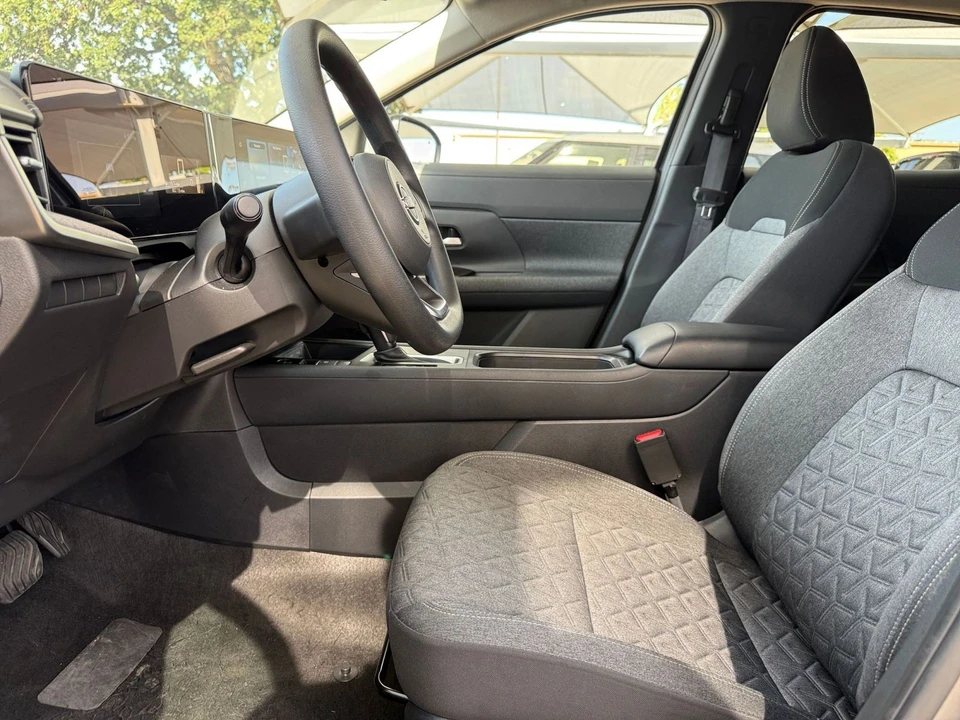 2026 Nissan Kicks - Image 28 of 31