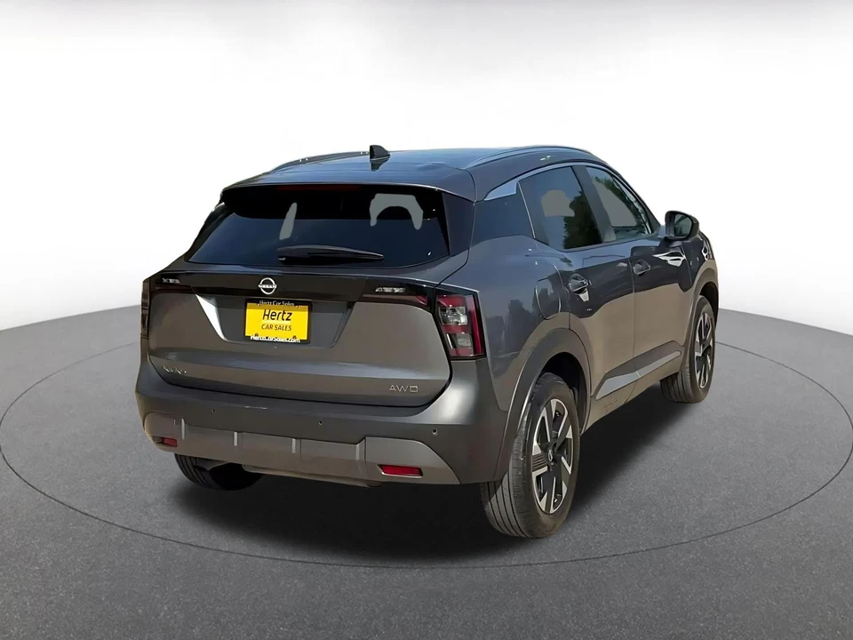 2026 Nissan Kicks - Image 16 of 31