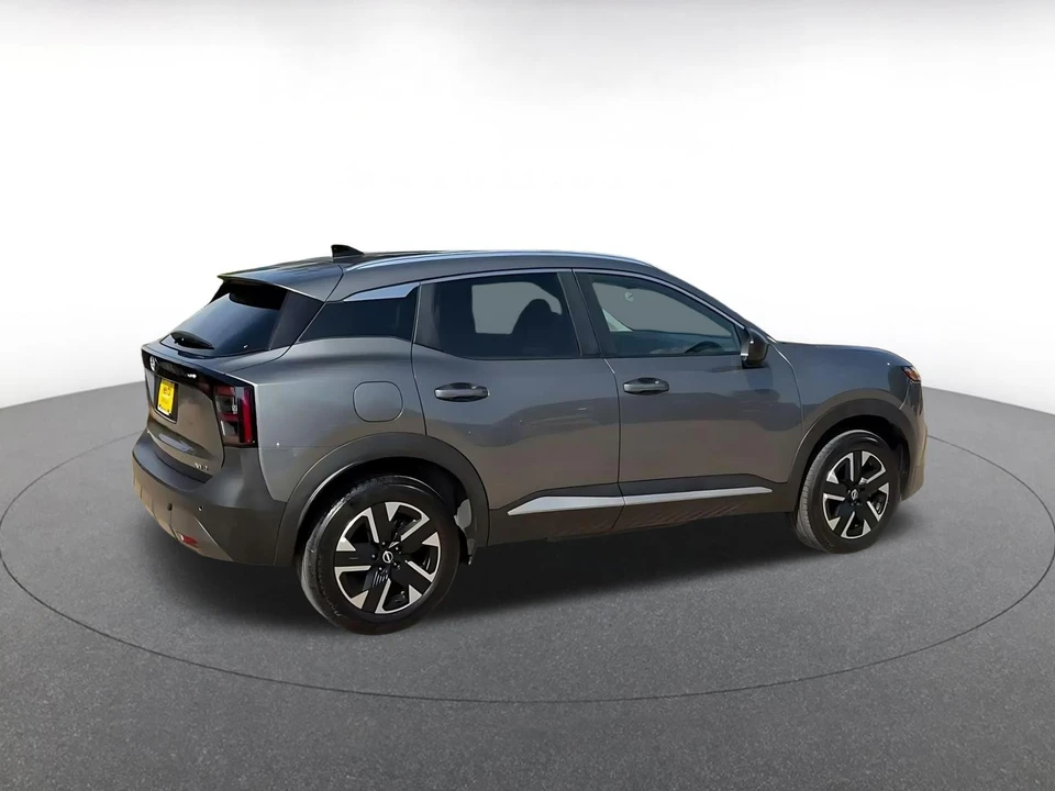 2026 Nissan Kicks - Image 15 of 31