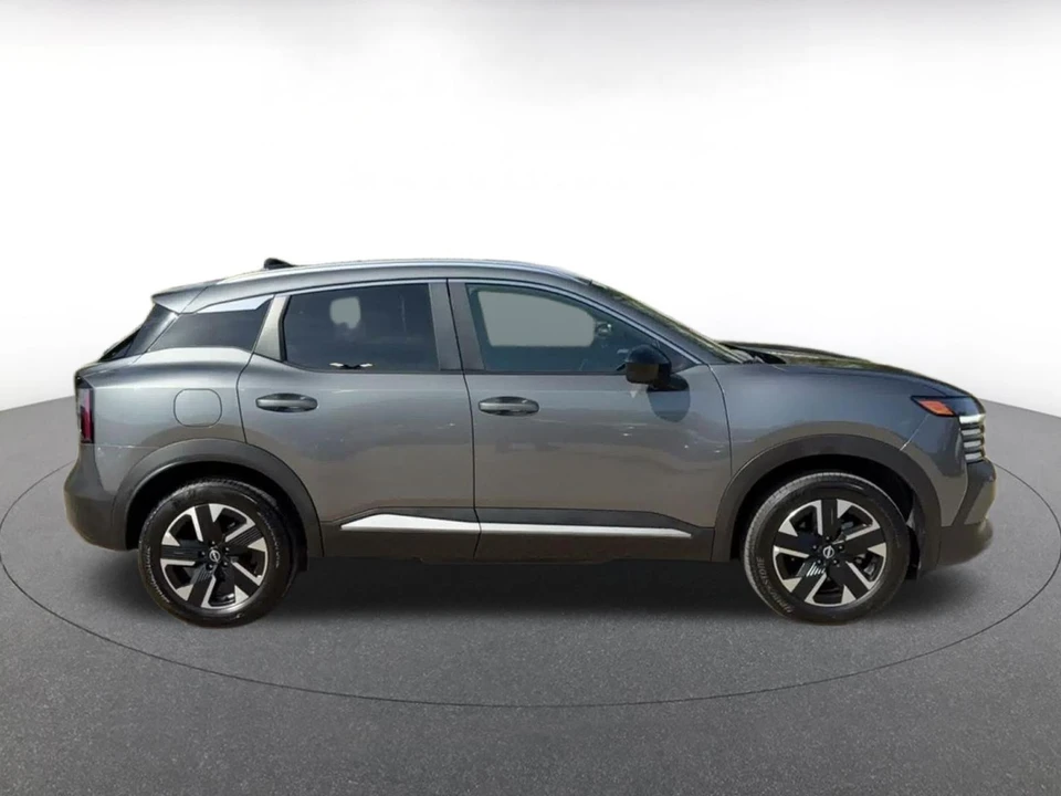 2026 Nissan Kicks - Image 17 of 31
