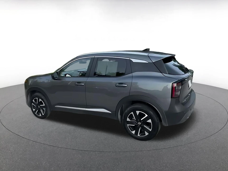 2026 Nissan Kicks - Image 11 of 31