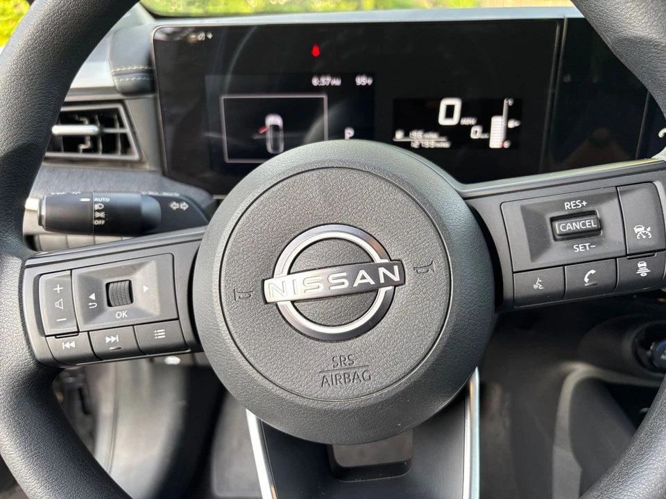 2026 Nissan Kicks - Image 28 of 31