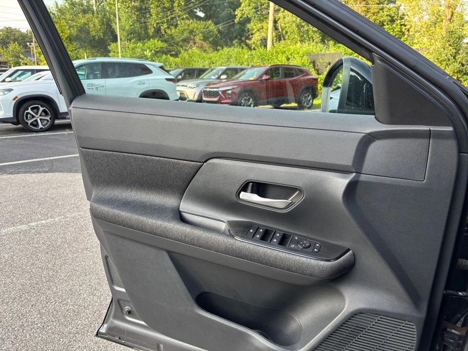 2026 Nissan Kicks - Image 20 of 31