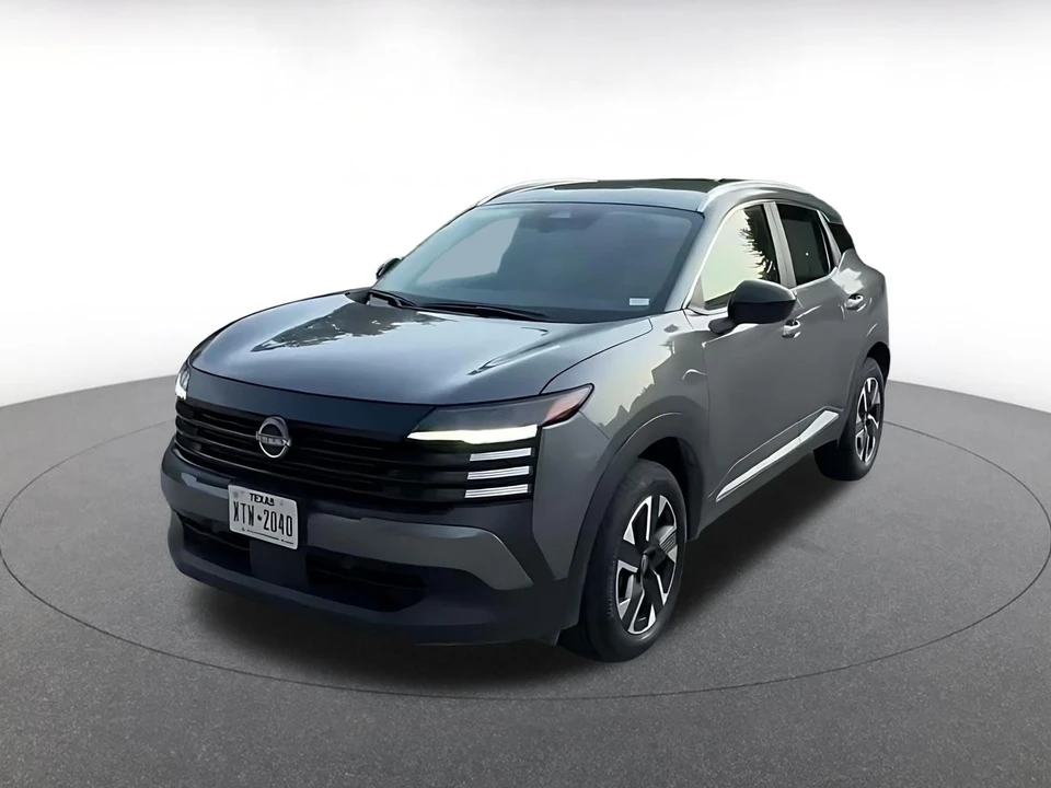 2026 Nissan Kicks - Image 7 of 31