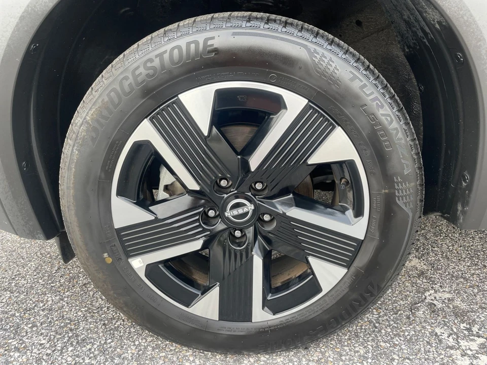 2026 Nissan Kicks - Image 27 of 31