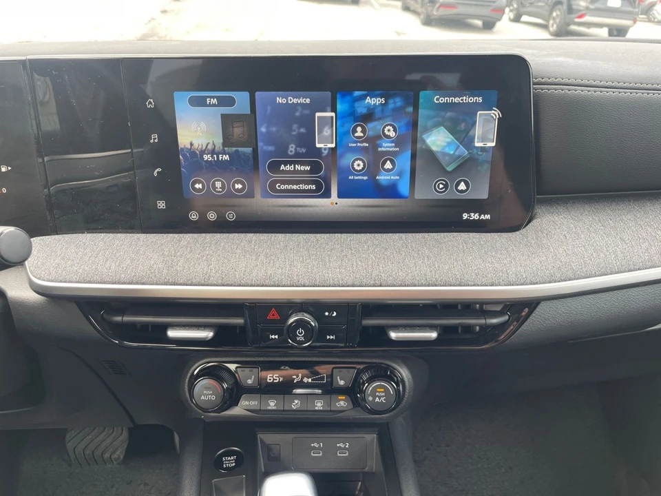 2026 Nissan Kicks - Image 19 of 31