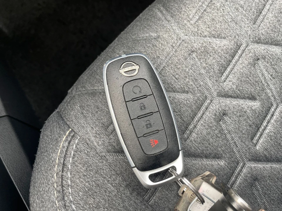 2026 Nissan Kicks - Image 20 of 31