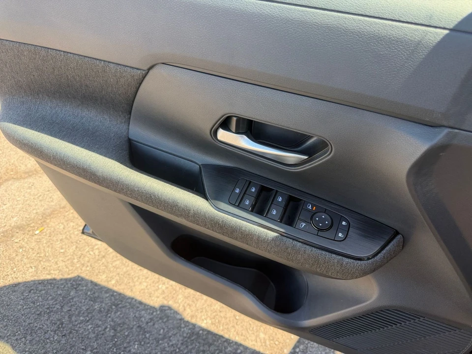 2026 Nissan Kicks - Image 20 of 31