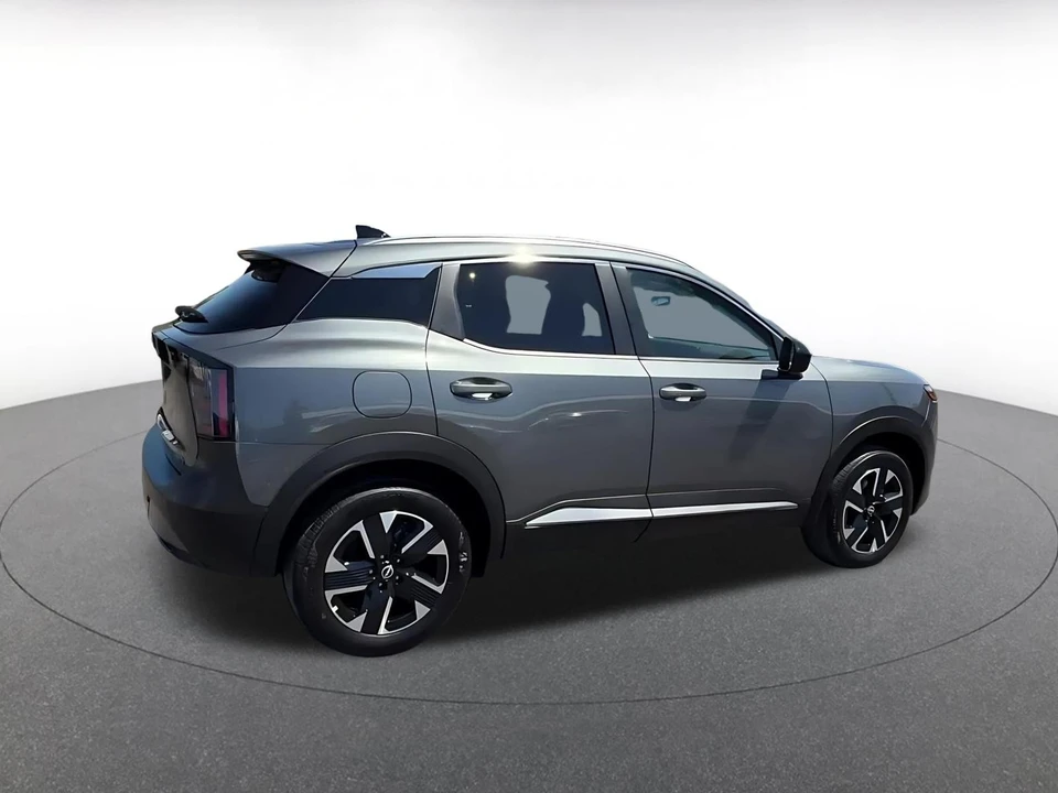 2026 Nissan Kicks - Image 16 of 31