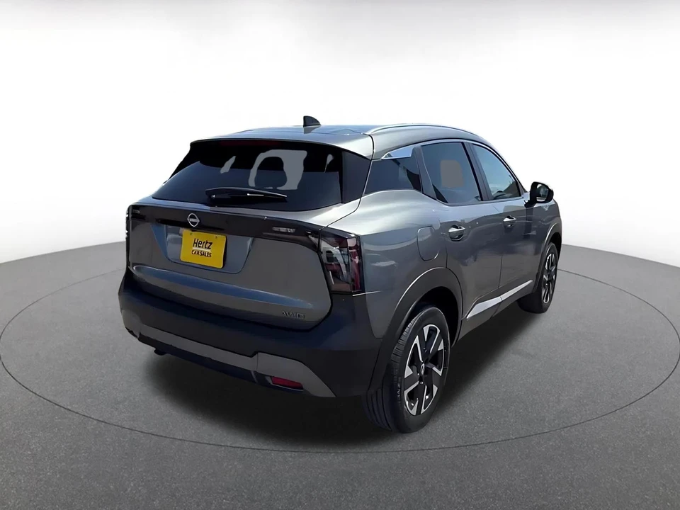 2026 Nissan Kicks - Image 15 of 31