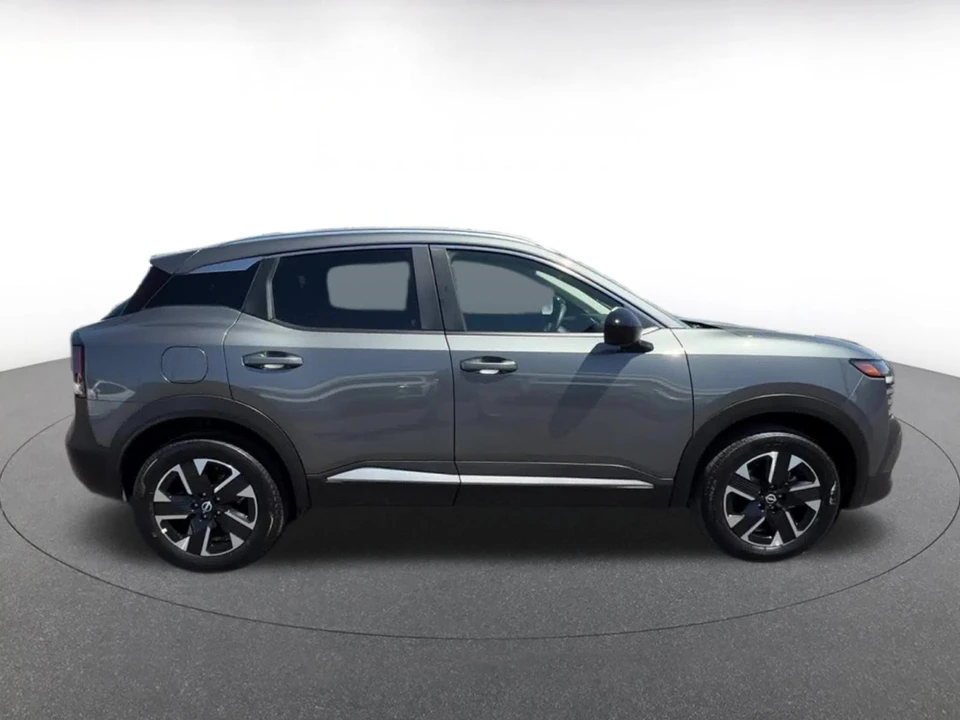 2026 Nissan Kicks - Image 17 of 31