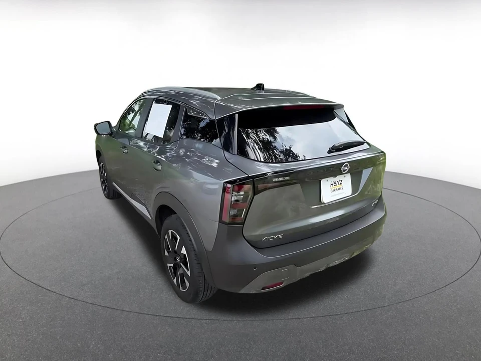2026 Nissan Kicks - Image 13 of 31