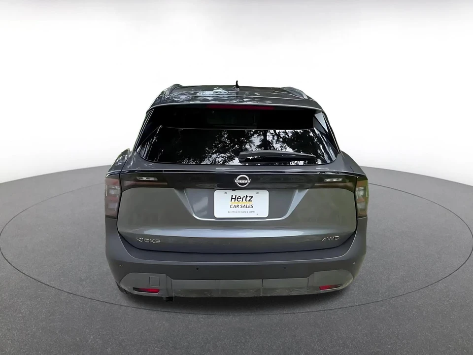 2026 Nissan Kicks - Image 14 of 31
