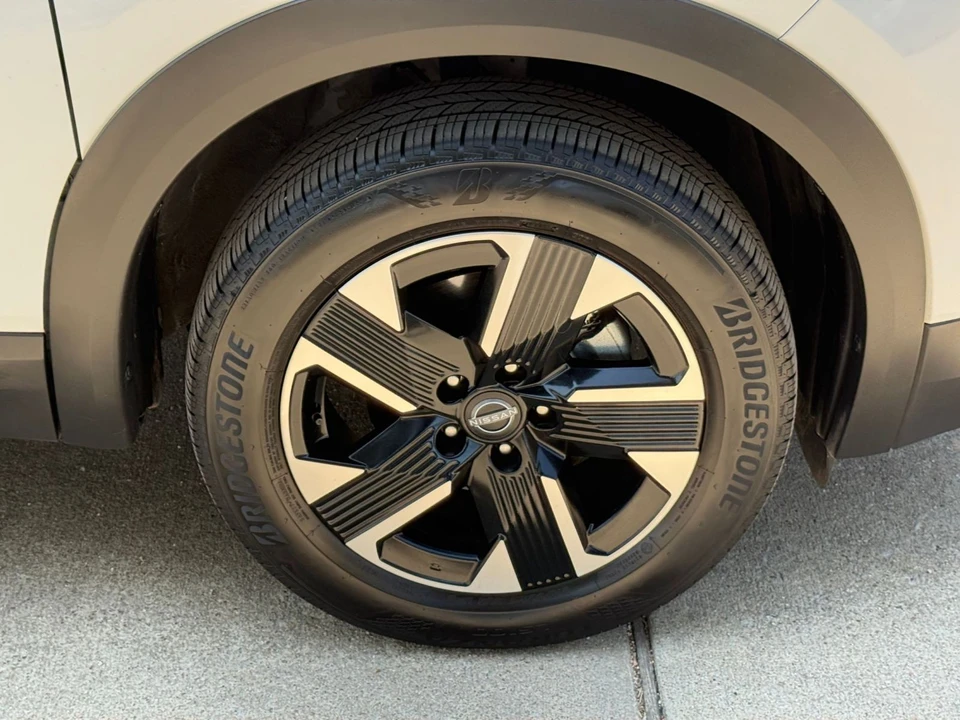 2026 Nissan Kicks - Image 31 of 31