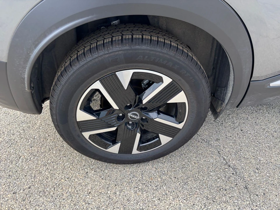 2026 Nissan Kicks - Image 30 of 31