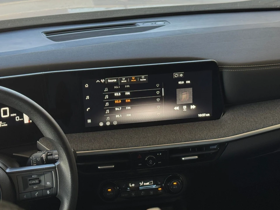 2026 Nissan Kicks - Image 18 of 31