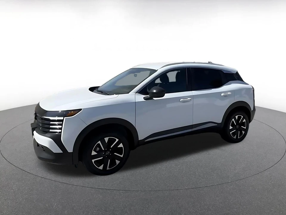 2026 Nissan Kicks - Image 11 of 31