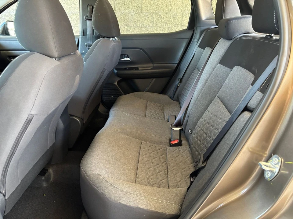 2026 Nissan Kicks - Image 26 of 31