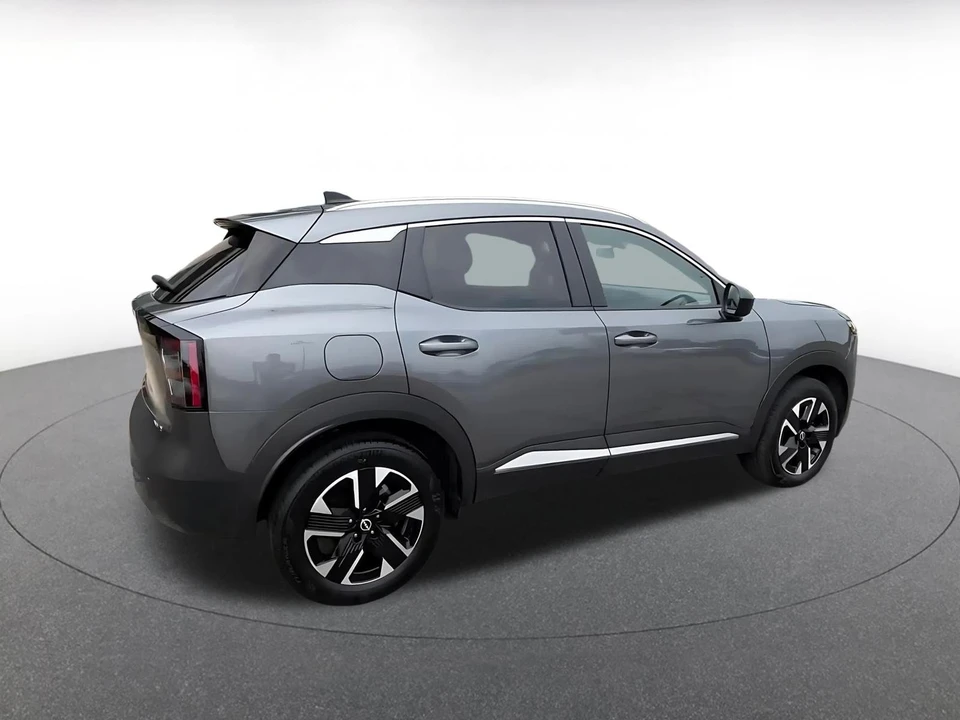 2026 Nissan Kicks - Image 16 of 31
