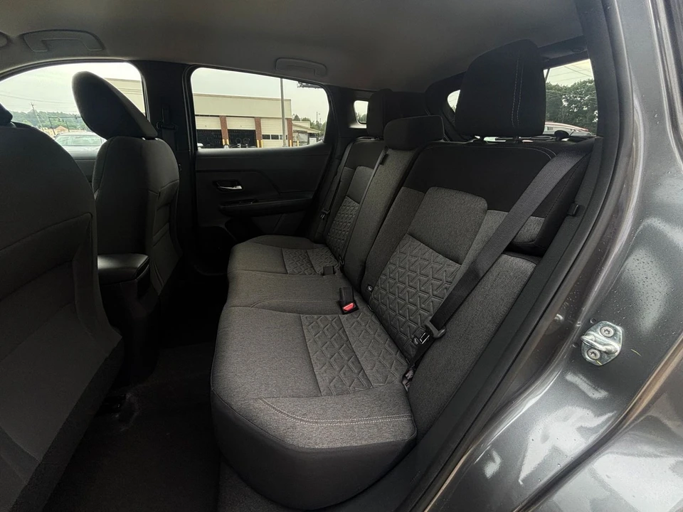 2026 Nissan Kicks - Image 26 of 31