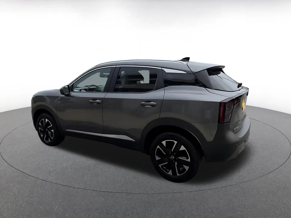 2026 Nissan Kicks - Image 11 of 31