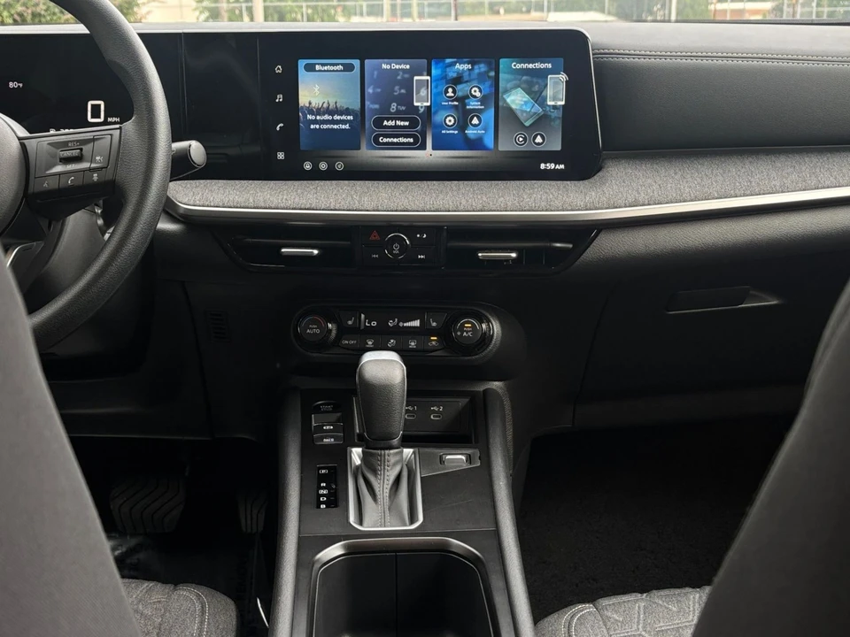 2026 Nissan Kicks - Image 18 of 31