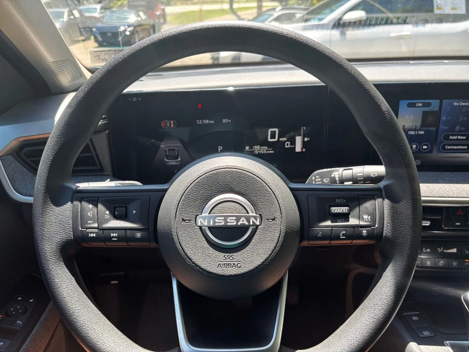 2026 Nissan Kicks - Image 29 of 31