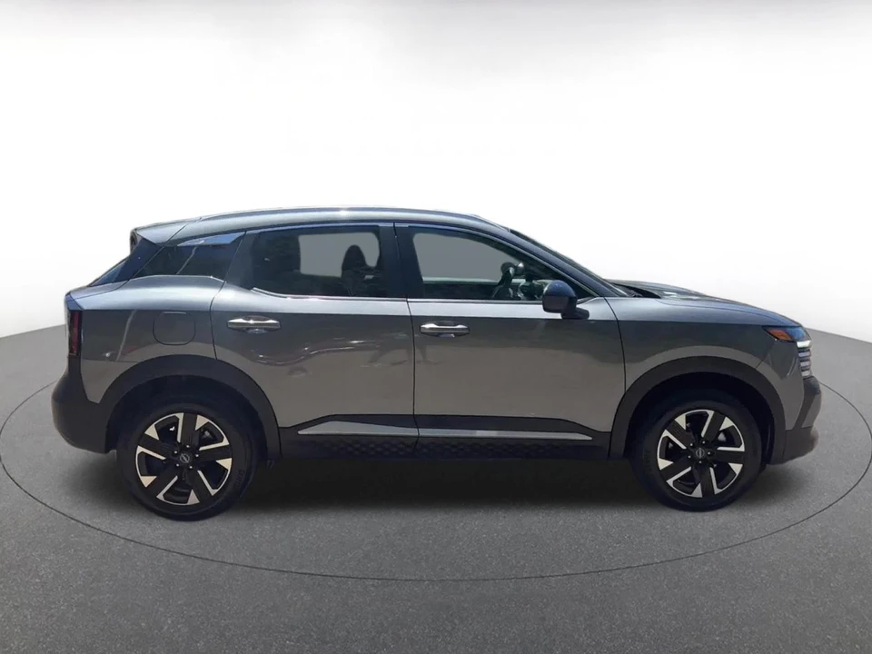 2026 Nissan Kicks - Image 18 of 31