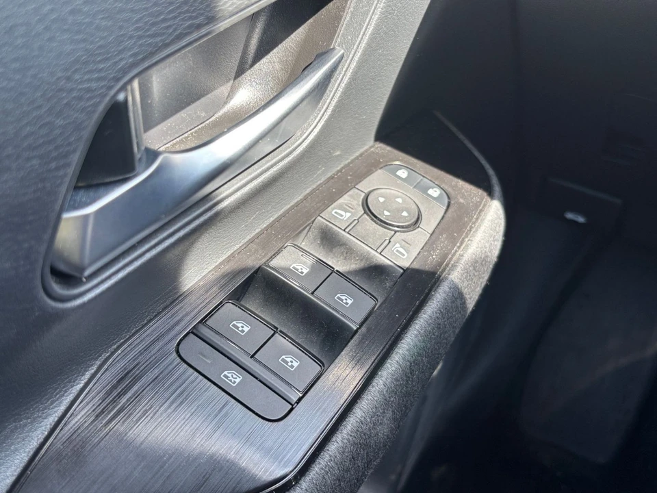2026 Nissan Kicks - Image 20 of 31