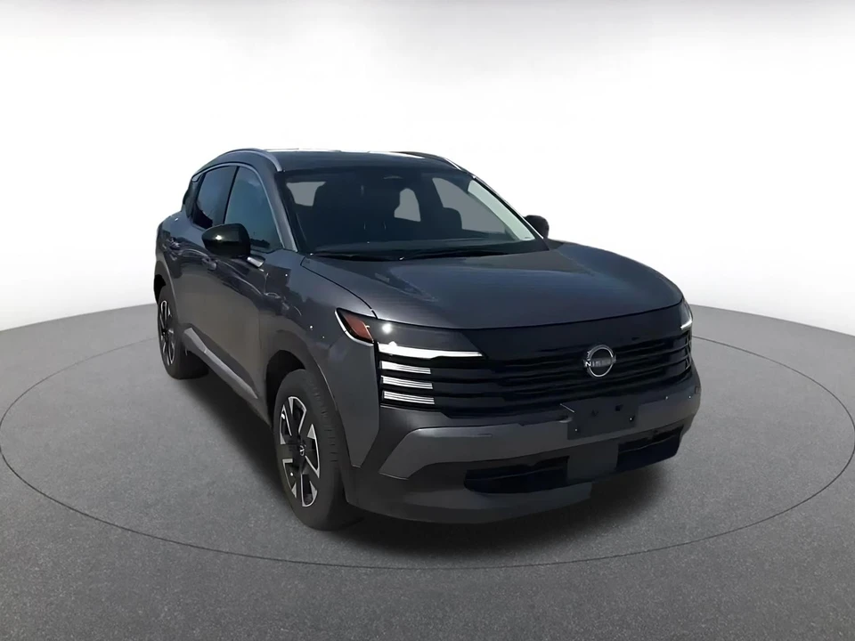 2026 Nissan Kicks - Image 3 of 31