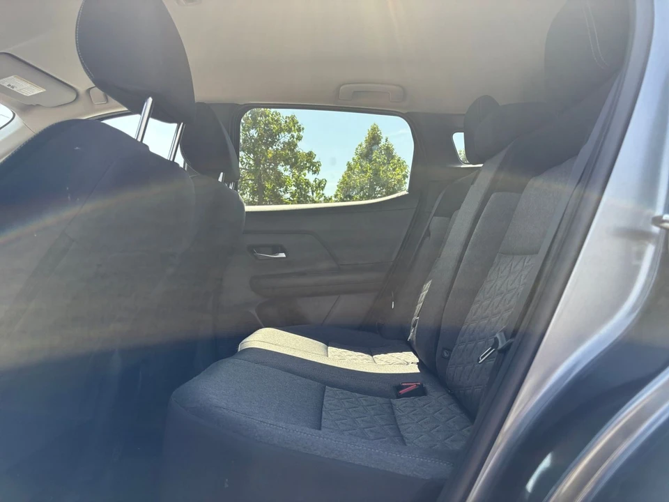 2026 Nissan Kicks - Image 26 of 31