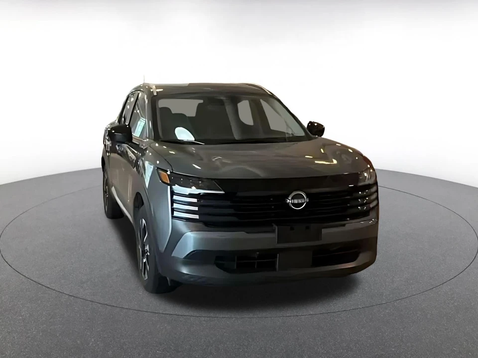 2026 Nissan Kicks - Image 3 of 31