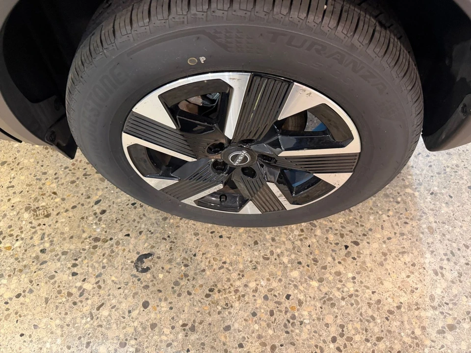 2026 Nissan Kicks - Image 30 of 31