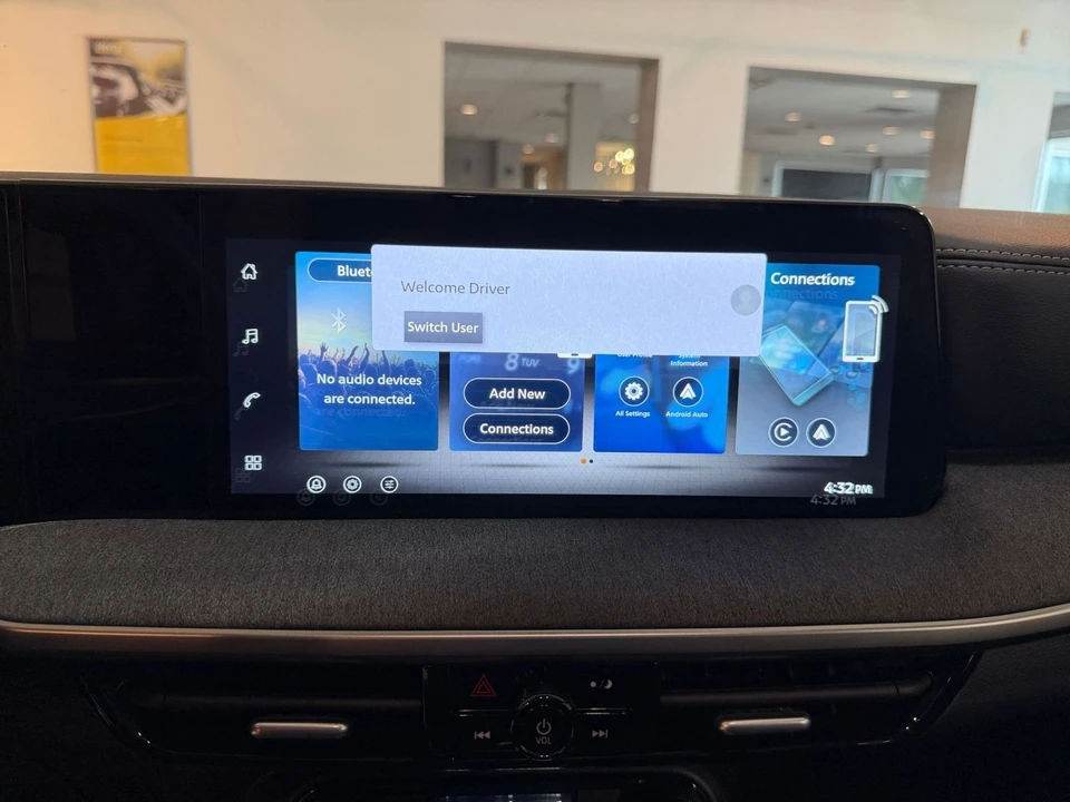 2026 Nissan Kicks - Image 21 of 31