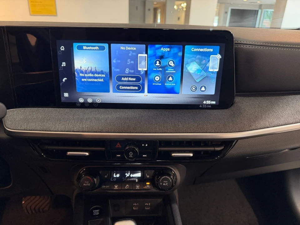 2026 Nissan Kicks - Image 18 of 31