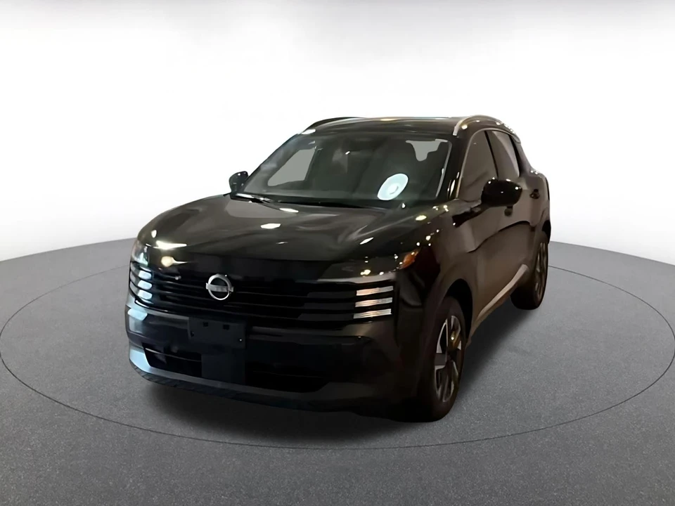 2026 Nissan Kicks - Image 8 of 31