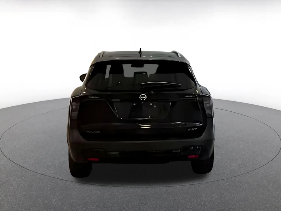 2026 Nissan Kicks - Image 7 of 31