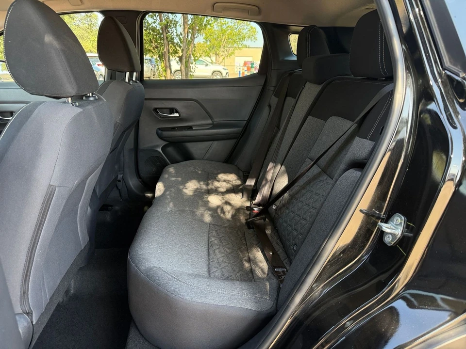 2026 Nissan Kicks - Image 29 of 31