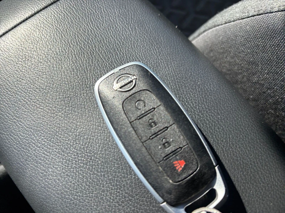 2026 Nissan Kicks - Image 24 of 31