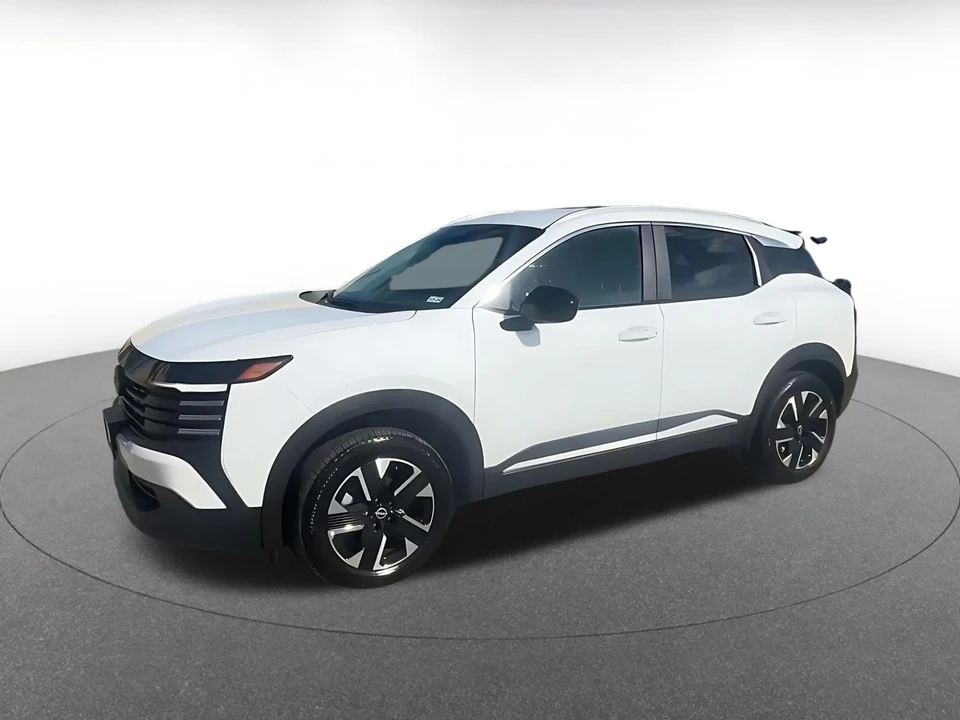 2026 Nissan Kicks - Image 12 of 31