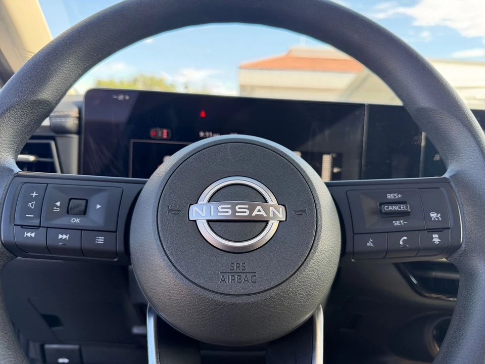 2026 Nissan Kicks - Image 28 of 31