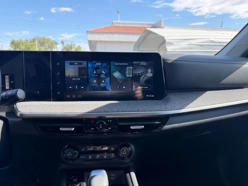 2026 Nissan Kicks - Image 18 of 31