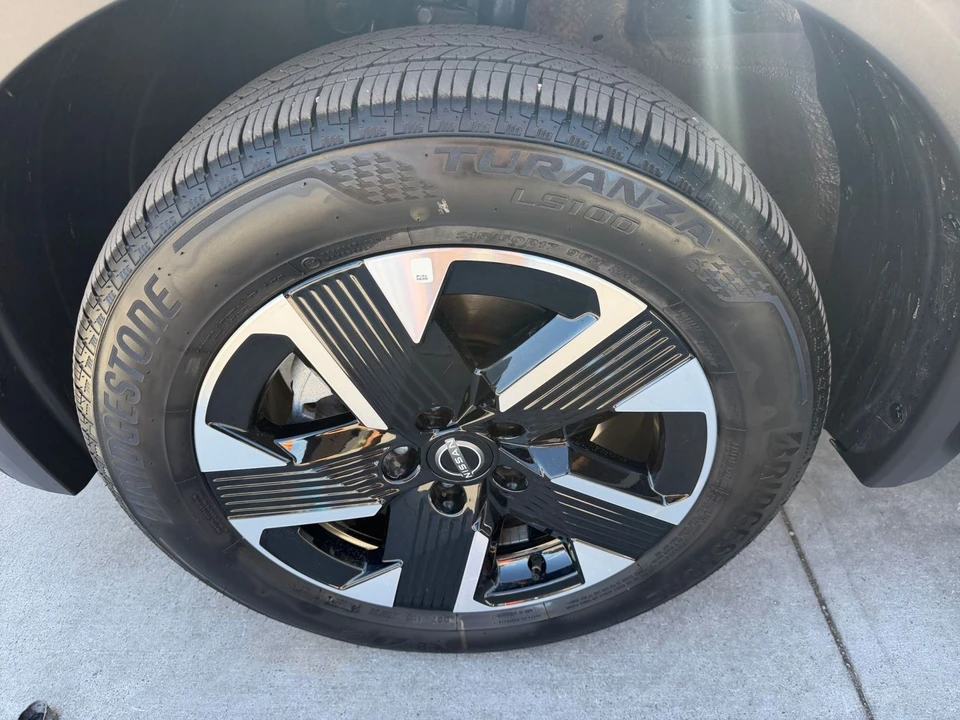 2026 Nissan Kicks - Image 30 of 31