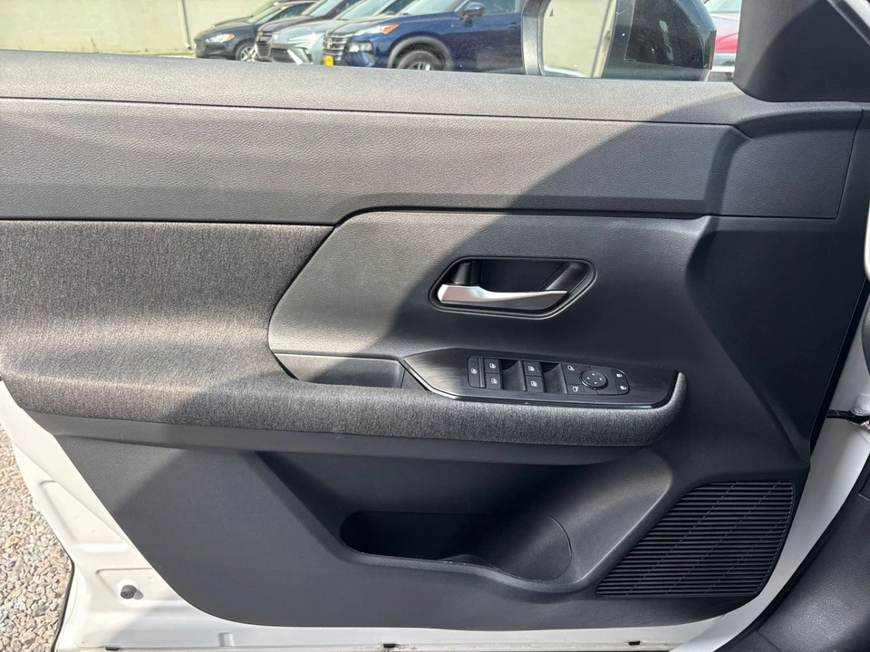2026 Nissan Kicks - Image 20 of 31