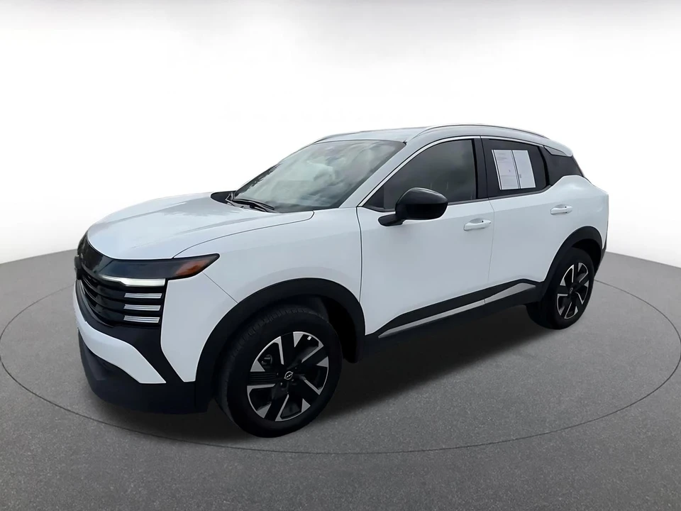 2026 Nissan Kicks - Image 8 of 31