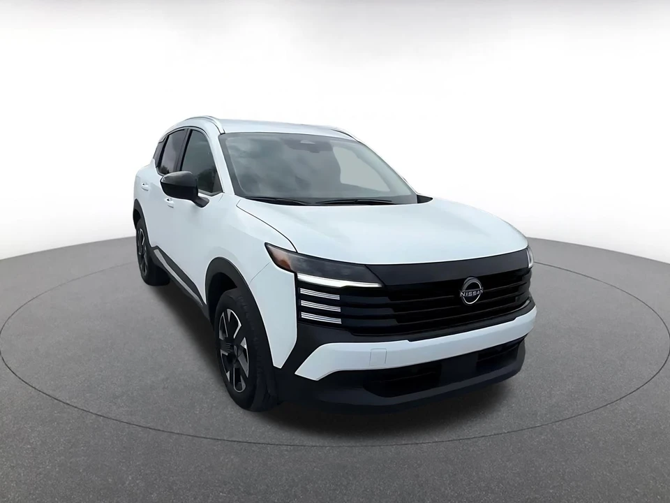 2026 Nissan Kicks - Image 3 of 31