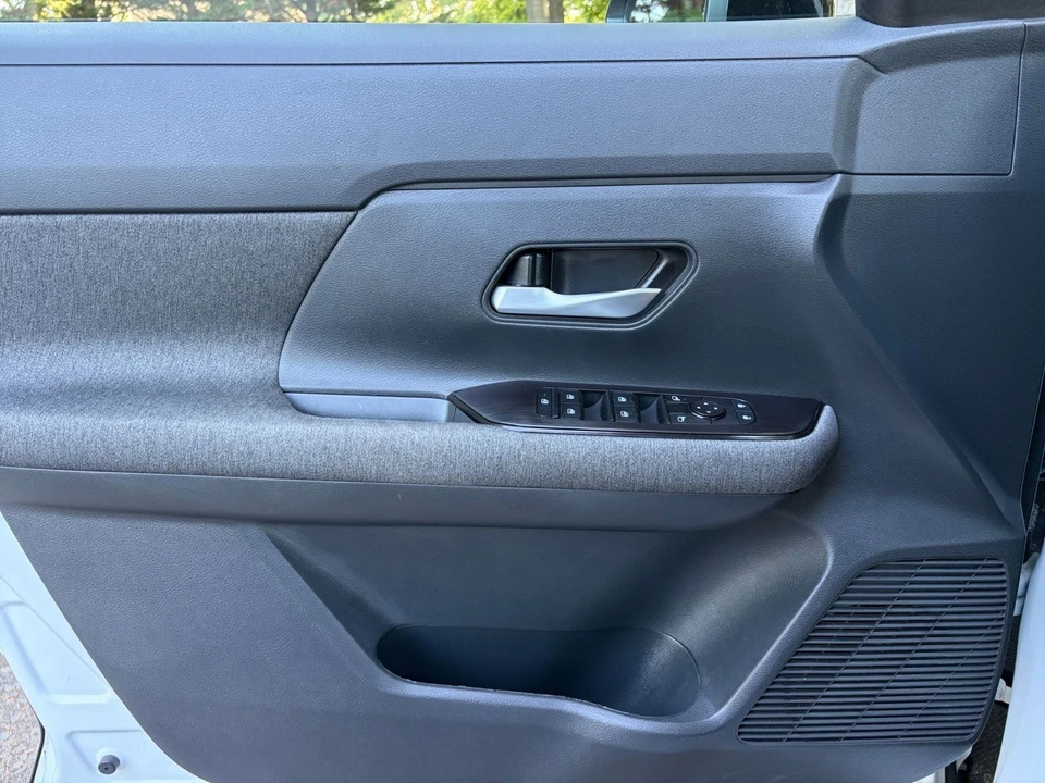 2026 Nissan Kicks - Image 20 of 31