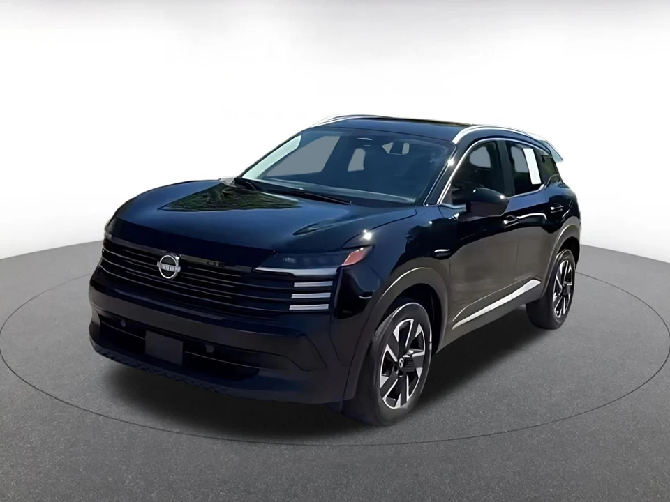 2026 Nissan Kicks - Image 7 of 31