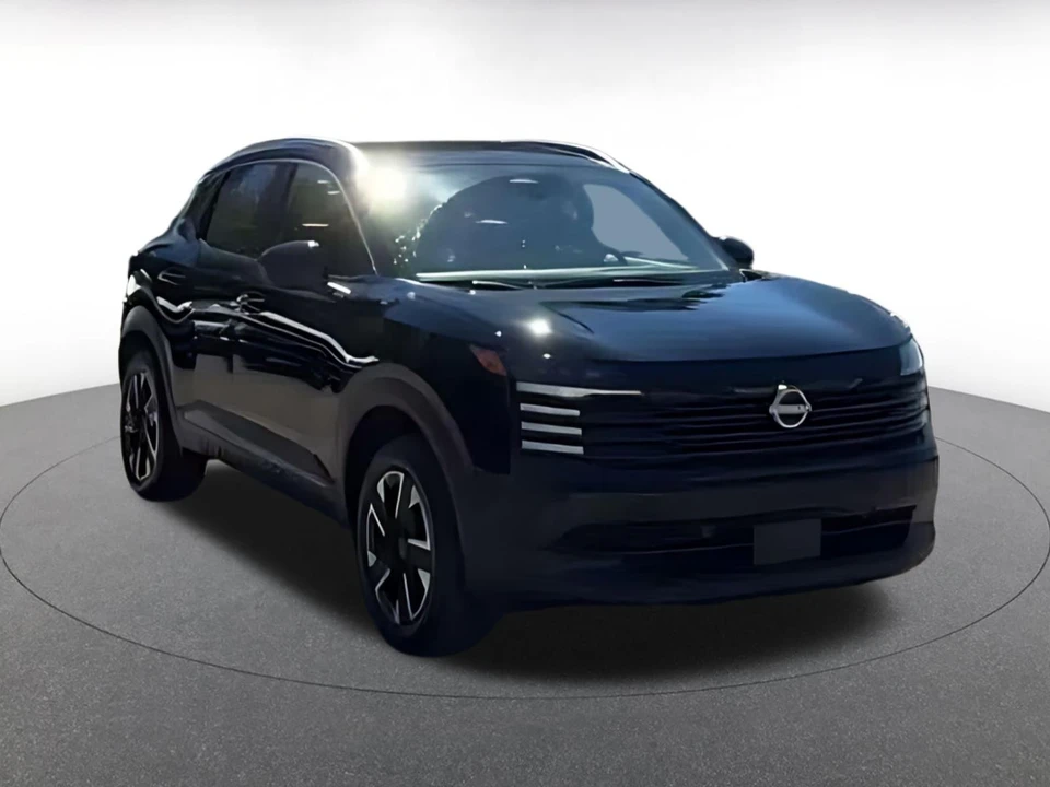 2026 Nissan Kicks - Image 3 of 31